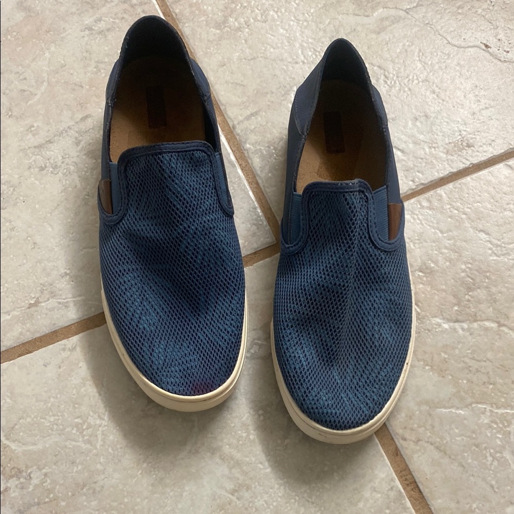 OluKai Blue Textured Slip-On Loafers Women’s 9.5